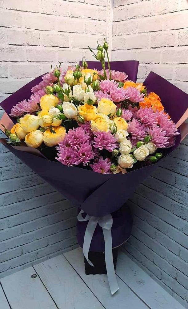 Букет цветов из: Хризантемы и Розы в Воскресенское Тульская область