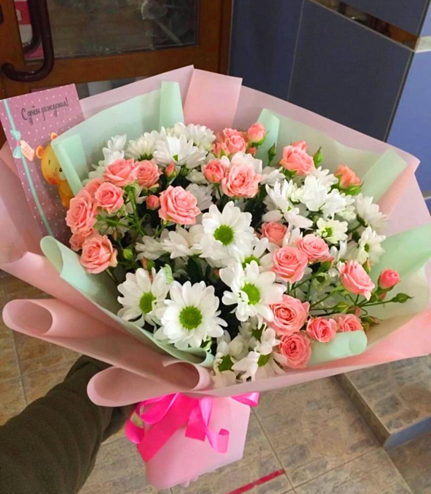 Букет цветов из: Розы и Хризантемы в Воскресенское Тульская область