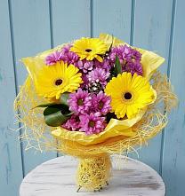 Букет цветов из:  Хризантемы и Герберы #REPLACE_PRED# Воскресенское Тульская область