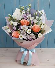 Букет цветов из:  Лизиантусы, Розы, Альстромерии и Гипсофила в Воскресенское Тульская область