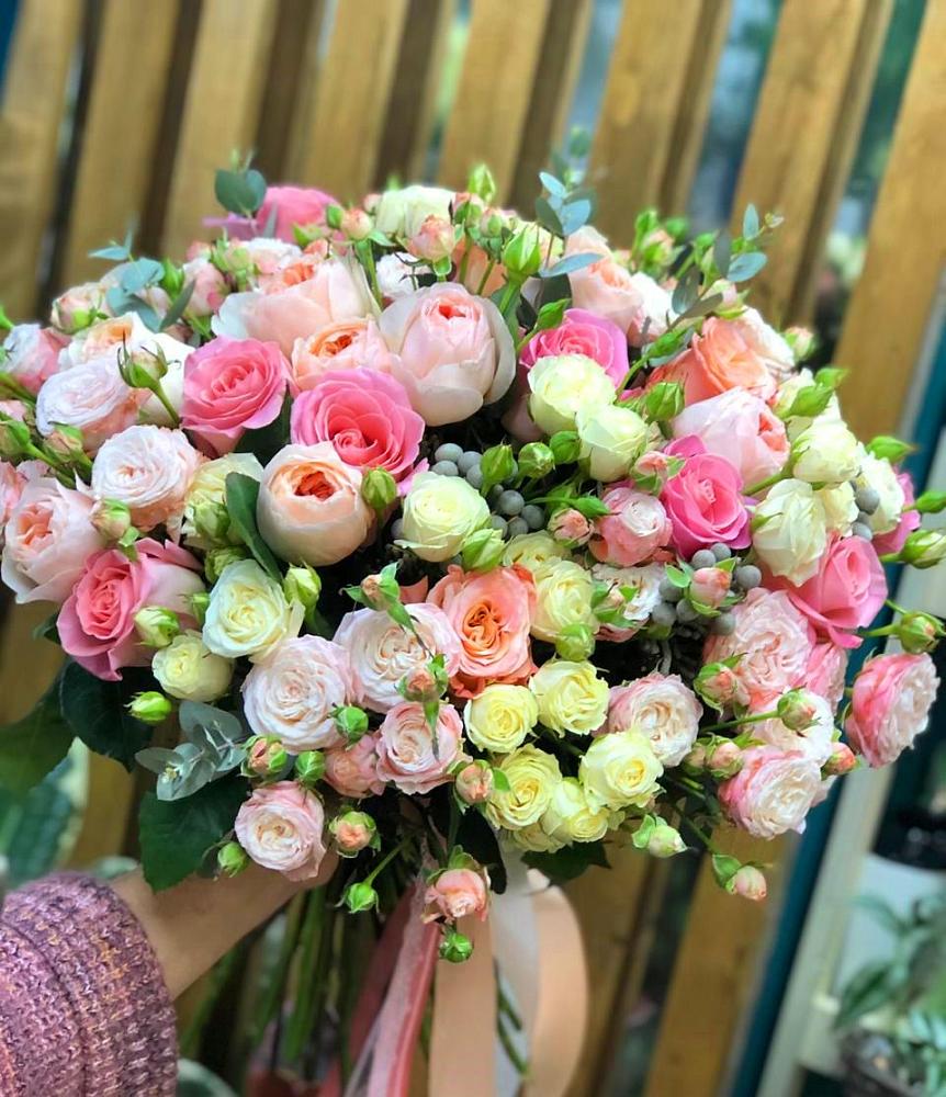 Букет цветов из: Розы в Воскресенское Тульская область