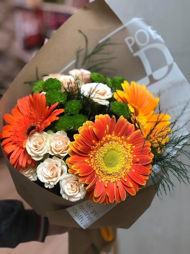 Букет цветов из: Герберы, Хризантемы и Розы в Воскресенское Тульская область