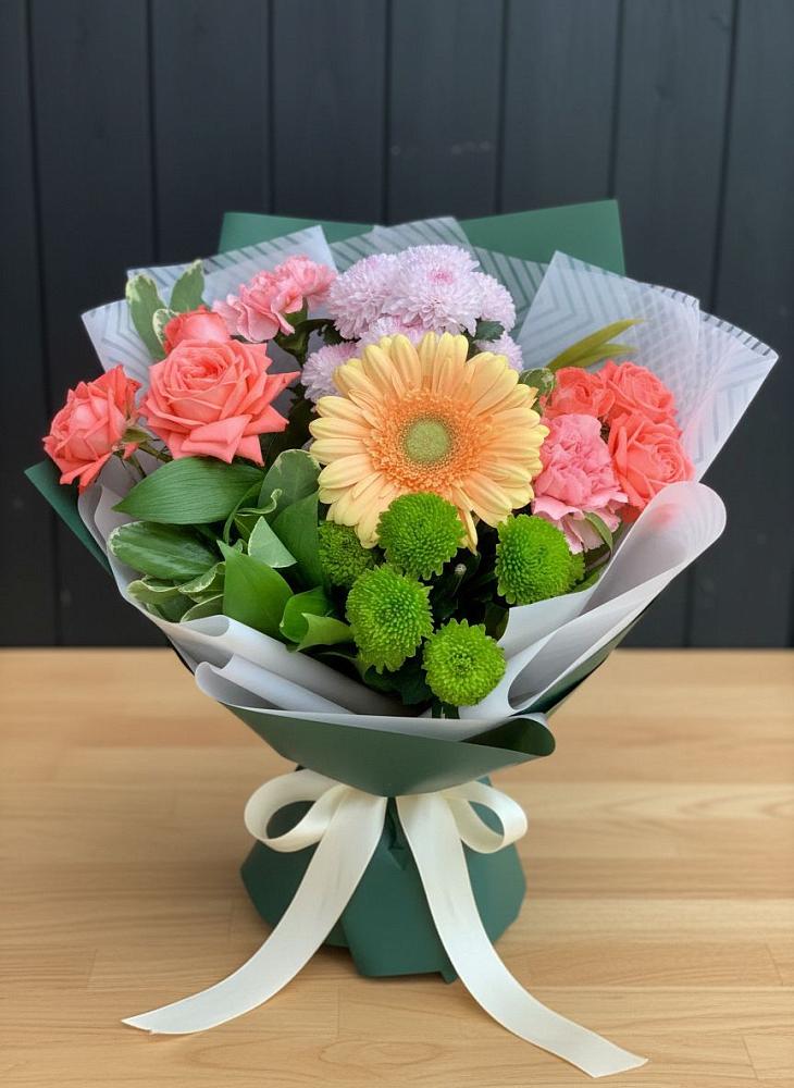 Букет цветов из: Гвоздики, Розы, Герберы и Хризантемы в Воскресенское Тульская область